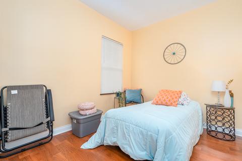 2714 E 77th St, Chicago, IL 60649 photo 8