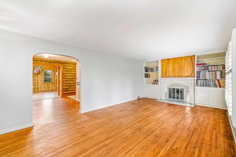 1150 Jackson St, Aurora, IL 60505 photo 9
