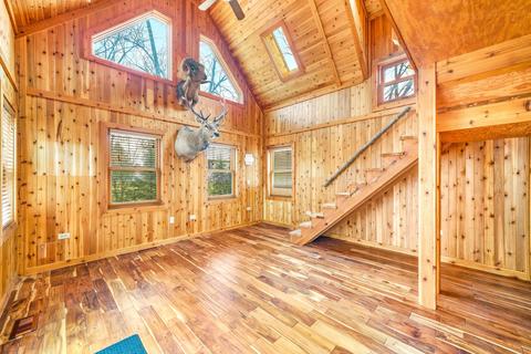 1150 Jackson St, Aurora, IL 60505 photo 3