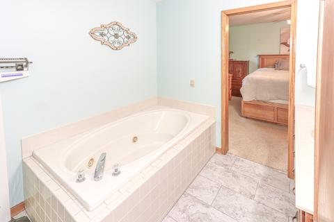 4 Burton St, Millbrook, IL 60536 photo 14