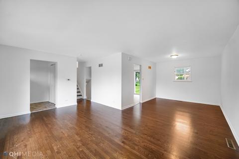 6048 Rob Roy Dr, Oak Forest, IL 60452 photo 2