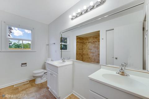 6048 Rob Roy Dr, Oak Forest, IL 60452 photo 11