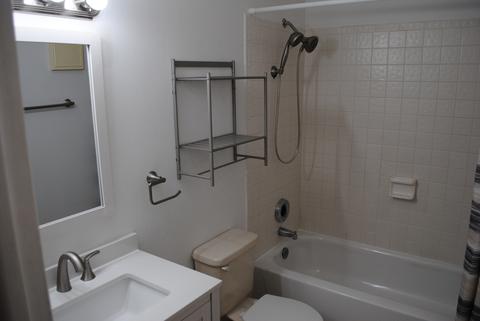 5001 Carriageway Dr #113, Rolling Meadows, IL 60008 photo 9