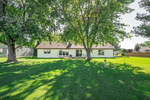 737 Wright Ct, Sandwich, IL 60548 photo 8