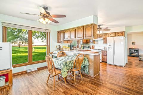 737 Wright Ct, Sandwich, IL 60548 photo 16