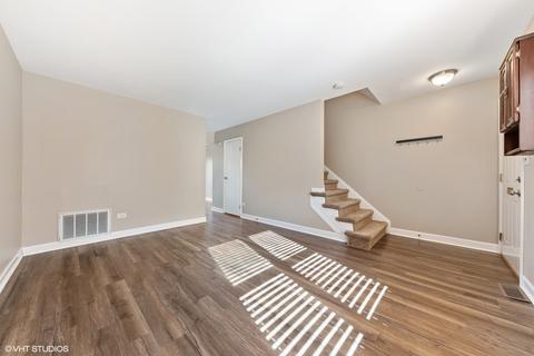 1718 Sessions Walk, Hoffman Estates, IL 60169 photo 4
