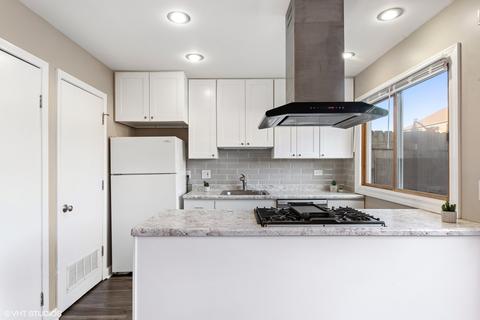 1718 Sessions Walk, Hoffman Estates, IL 60169 photo 7