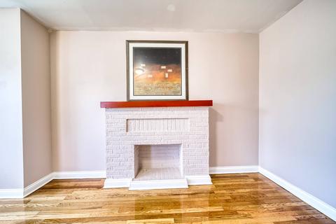 4914 N Springfield Ave, Chicago, IL 60625 photo 5
