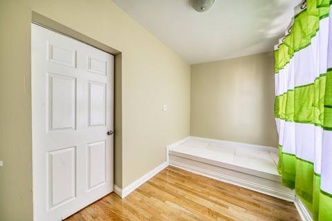 4914 N Springfield Ave, Chicago, IL 60625 photo 23
