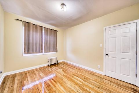 4914 N Springfield Ave, Chicago, IL 60625 photo 8