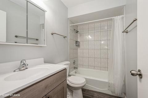 9300 Hamilton Ct #A, Des Plaines, IL 60016 photo 7