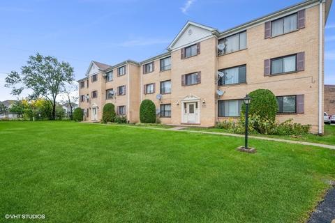 9300 Hamilton Ct #A, Des Plaines, IL 60016 photo 1