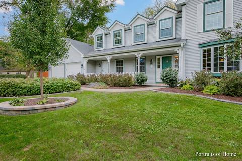911 Cove Ct, Wheaton, IL 60189 photo 2