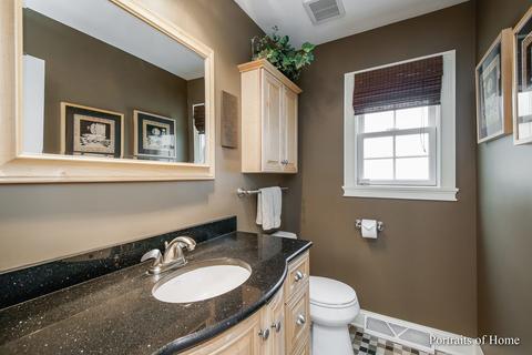 911 Cove Ct, Wheaton, IL 60189 photo 17