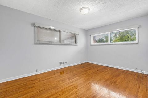 4622 Larch Ave, Glenview, IL 60025 photo 10