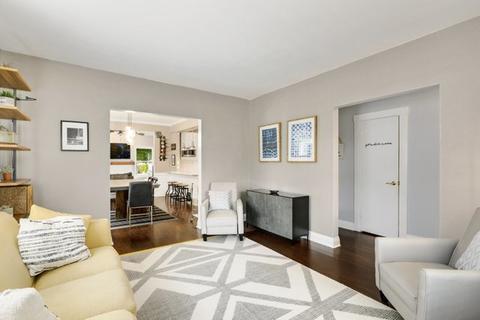 506 S Wheaton Ave, Wheaton, IL 60187 photo 5