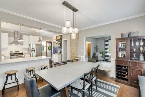 506 S Wheaton Ave, Wheaton, IL 60187 photo 9