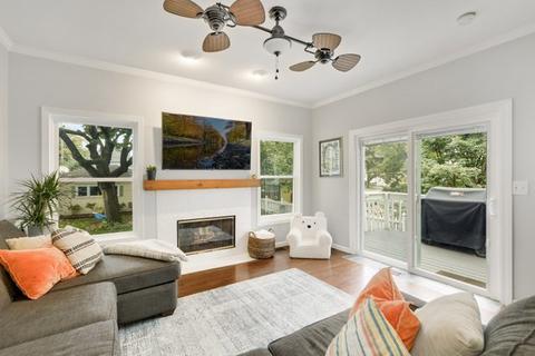 506 S Wheaton Ave, Wheaton, IL 60187 photo 14