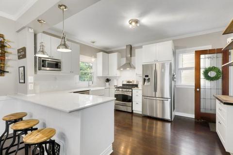 506 S Wheaton Ave, Wheaton, IL 60187 photo 10
