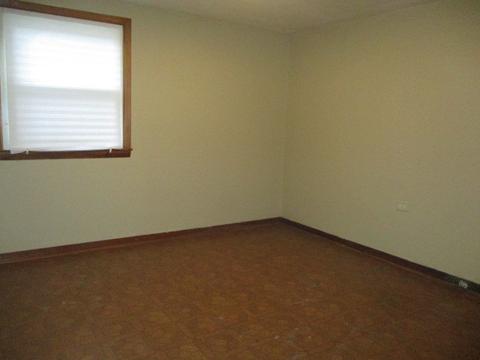 3736 Sangamon St, Steger, IL 60475 photo 15