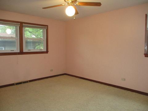3736 Sangamon St, Steger, IL 60475 photo 9