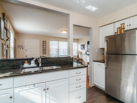 2421 S 21st Ave, Broadview, IL 60155 photo 9