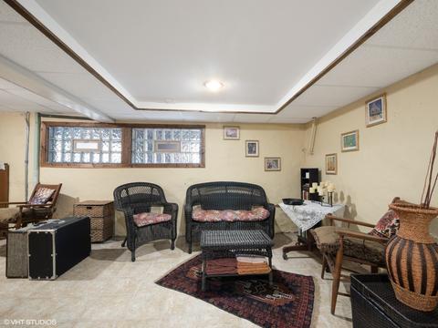 4922 W Cullom Ave, Chicago, IL 60641 photo 14