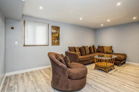 705 Audubon St, Hoffman Estates, IL 60169 photo 8