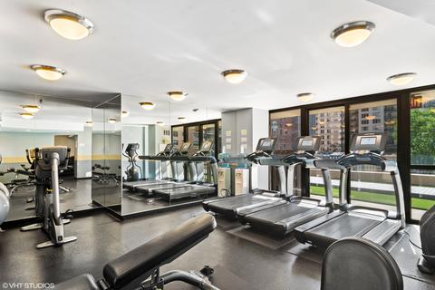 33 W Delaware Pl #18A, Chicago, IL 60610 photo 11