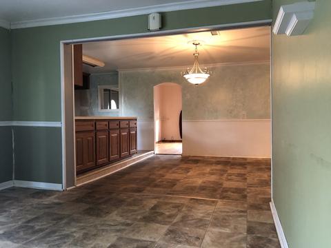 209 Hereford Ave, Steger, IL 60475 photo 12