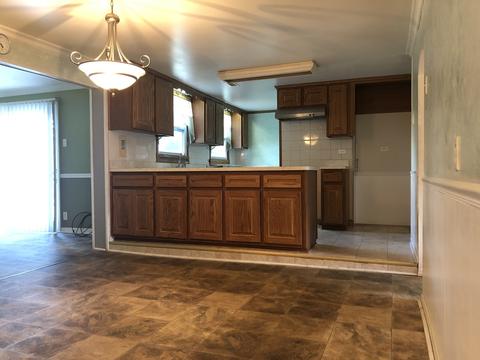 209 Hereford Ave, Steger, IL 60475 photo 16