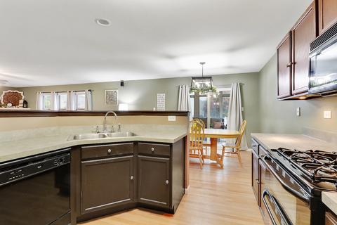 4301 Mallard Ln, Plainfield, IL 60586 photo 9