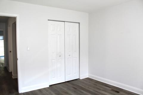2020 Apache Trl, Round Lake Beach, IL 60073 photo 10