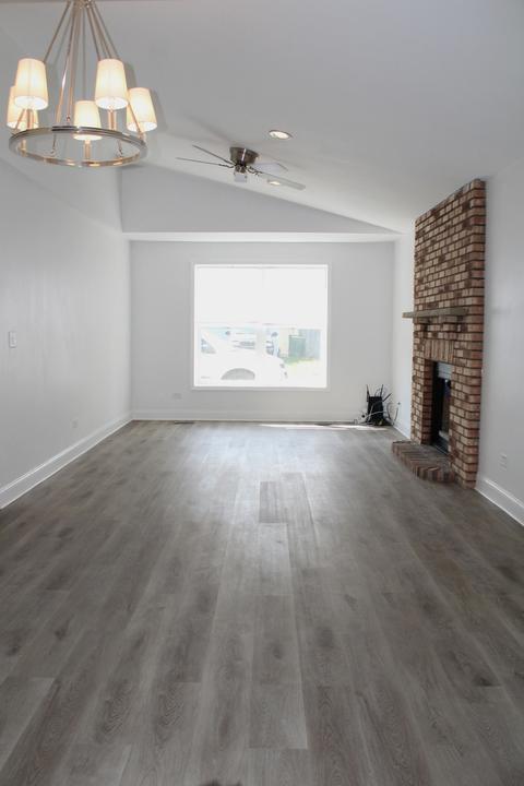 2020 Apache Trl, Round Lake Beach, IL 60073 photo 4