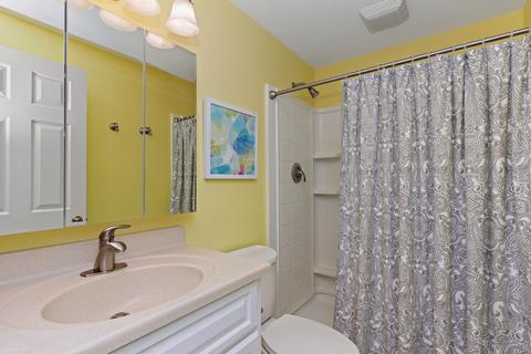 552 Edwards Ave, East Dundee, IL 60118 photo 16