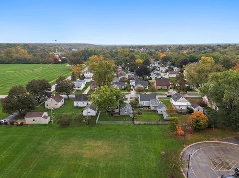 552 Edwards Ave, East Dundee, IL 60118 photo 35