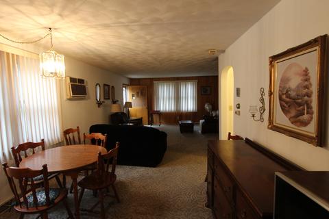 318 E 3rd St, Depue, IL 61322 photo 11