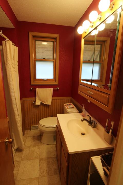 318 E 3rd St, Depue, IL 61322 photo 17