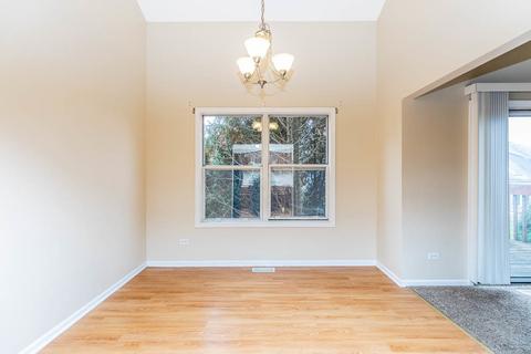 965 Old Oak Cir, Algonquin, IL 60102 photo 11