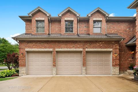 285 E Vallette St, Elmhurst, IL 60126 photo 4