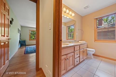 285 E Vallette St, Elmhurst, IL 60126 photo 24