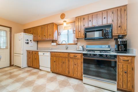 41 W Edward St, Lombard, IL 60148 photo 3
