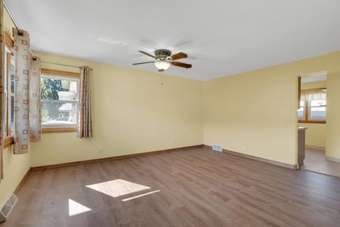 34 E Judith Ann Dr, Mount Prospect, IL 60056 photo 5