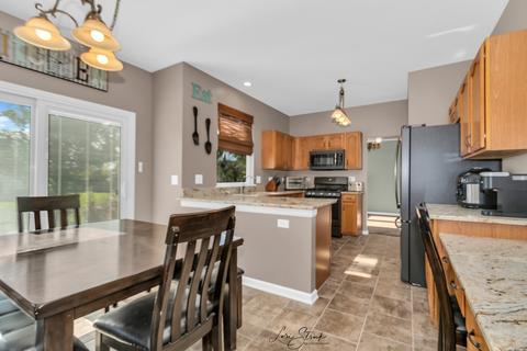 11645 Cape Cod Ln, Huntley, IL 60142 photo 13