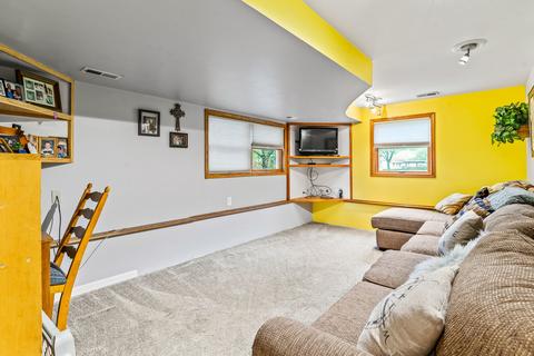 703 Nancy Ln, Mchenry, IL 60051 photo 19