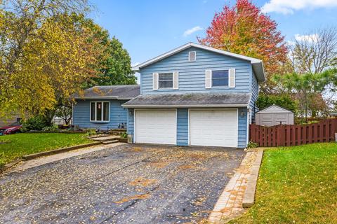 703 Nancy Ln, Mchenry, IL 60051 photo 1