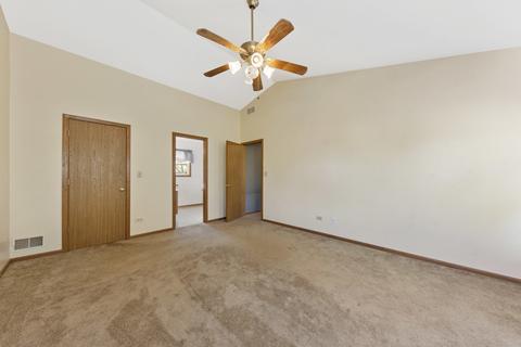 4518 Hedge Row Ct, Plainfield, IL 60586 photo 15