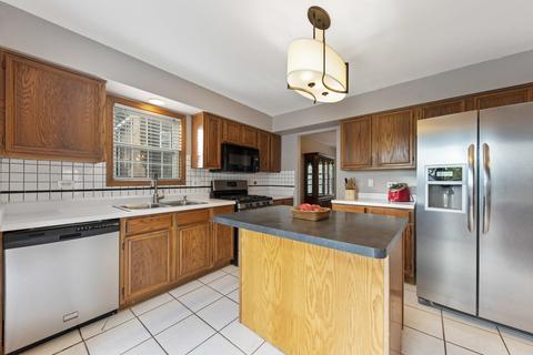 4518 Hedge Row Ct, Plainfield, IL 60586 photo 6