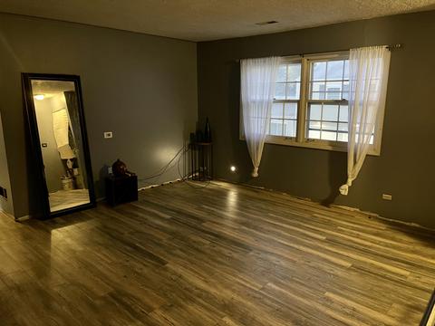 319 David Ct #D, Bartlett, IL 60103 photo 2