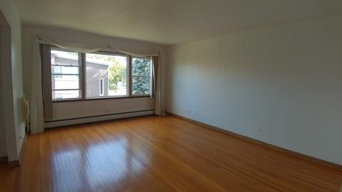 1084 Willson Dr, Des Plaines, IL 60016 photo 2